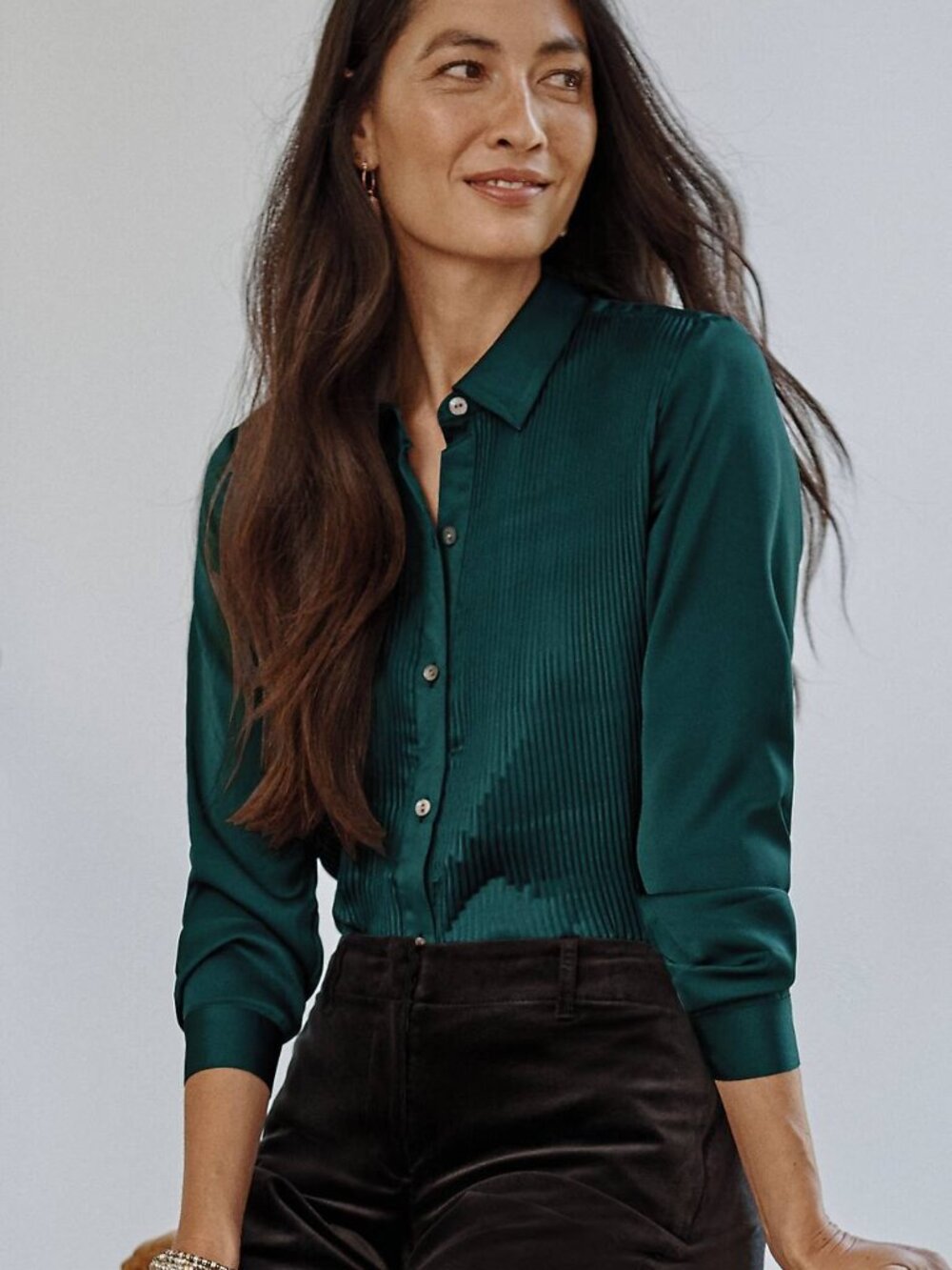 NWT J. Jill Size Medium Teal Blue Pleated Satin Button Up Collared Shirt NEW